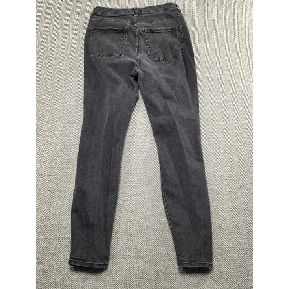 Forever 21 Womens Black Skinny Jeans Distressed Knee High Rise Size‎ 30